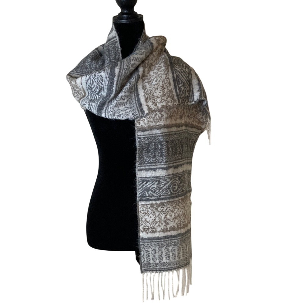 Geoffrey Beene Cashme Acrylic Scarf Grey Cream 11x62" Fringe Classic Neutral